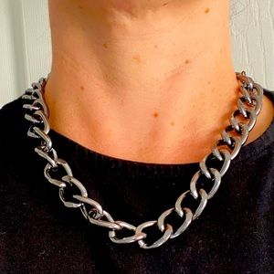 Gunmetal gray chain necklace - lightweight